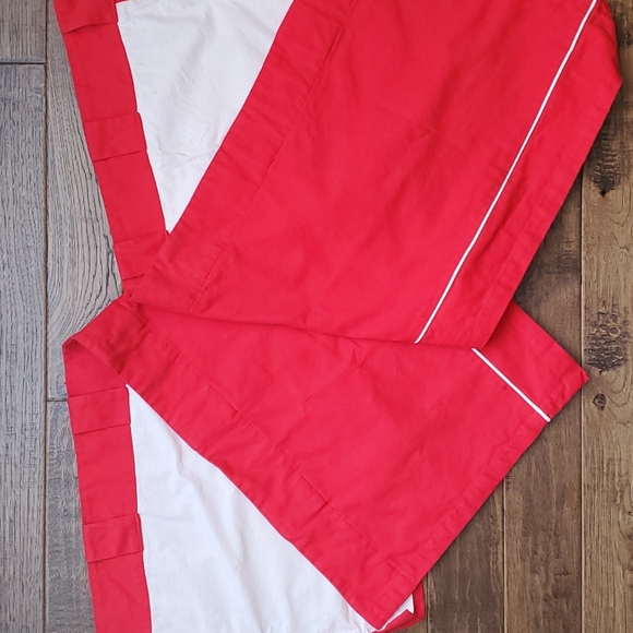 Set of 2 Pottery Barn Red Window Panels - Picture 5 of 6